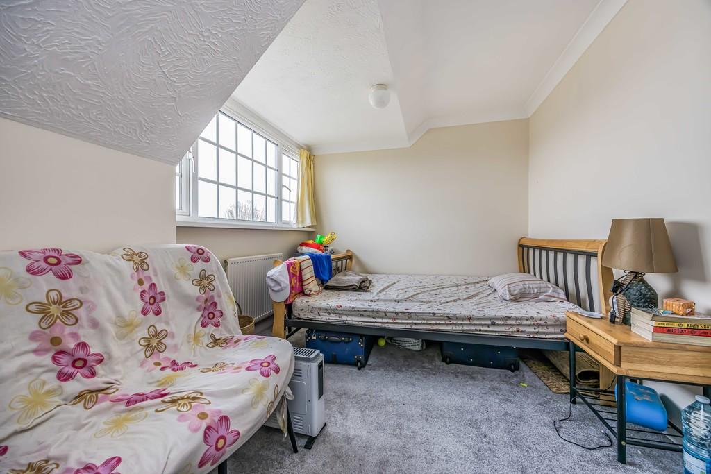 4 Midwood Avenue, Bournemouth-Small-Portico Marketi