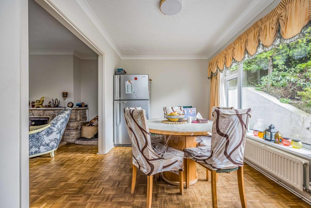 4 Midwood Avenue, Bournemouth-Small-Portico Marketi