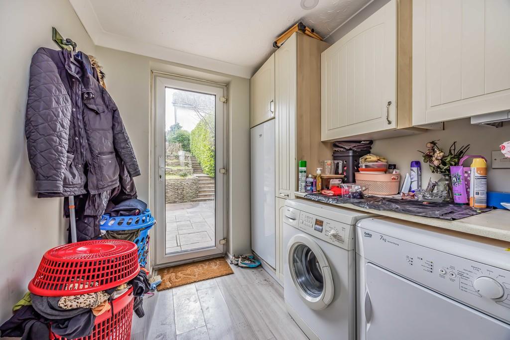 4 Midwood Avenue, Bournemouth-Small-Portico Marketi