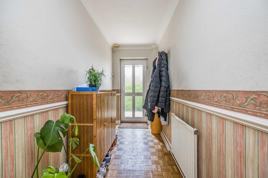4 Midwood Avenue, Bournemouth-Small-Portico Marketi