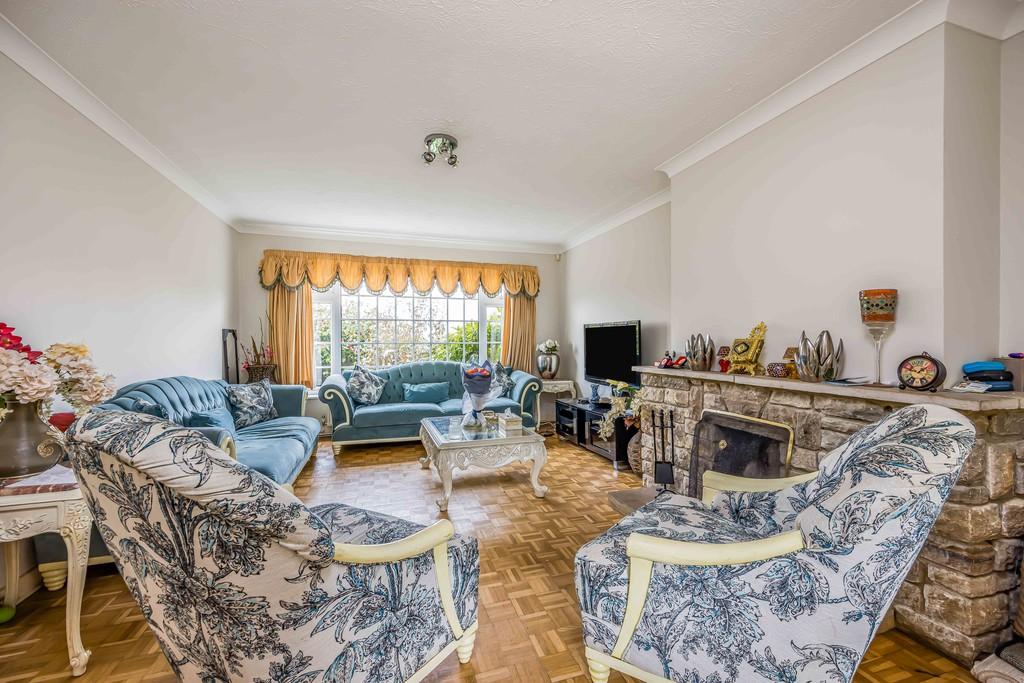 4 Midwood Avenue, Bournemouth-Small-Portico Marketi