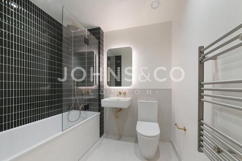 1 bedroom flat to rent, Abram Building, 7 Riverscape Walk, London, E16