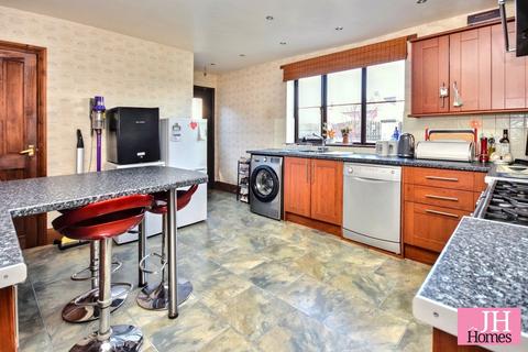 46 East Mount, Barrow-in-furness, LA13 9AD