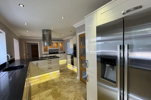 5 bedroom detached house for sale, Combley Drive, Thornbury, Plymouth