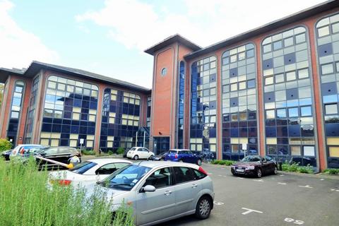 2 bedroom flat to rent, Southbrook Rise, Southampton SO15