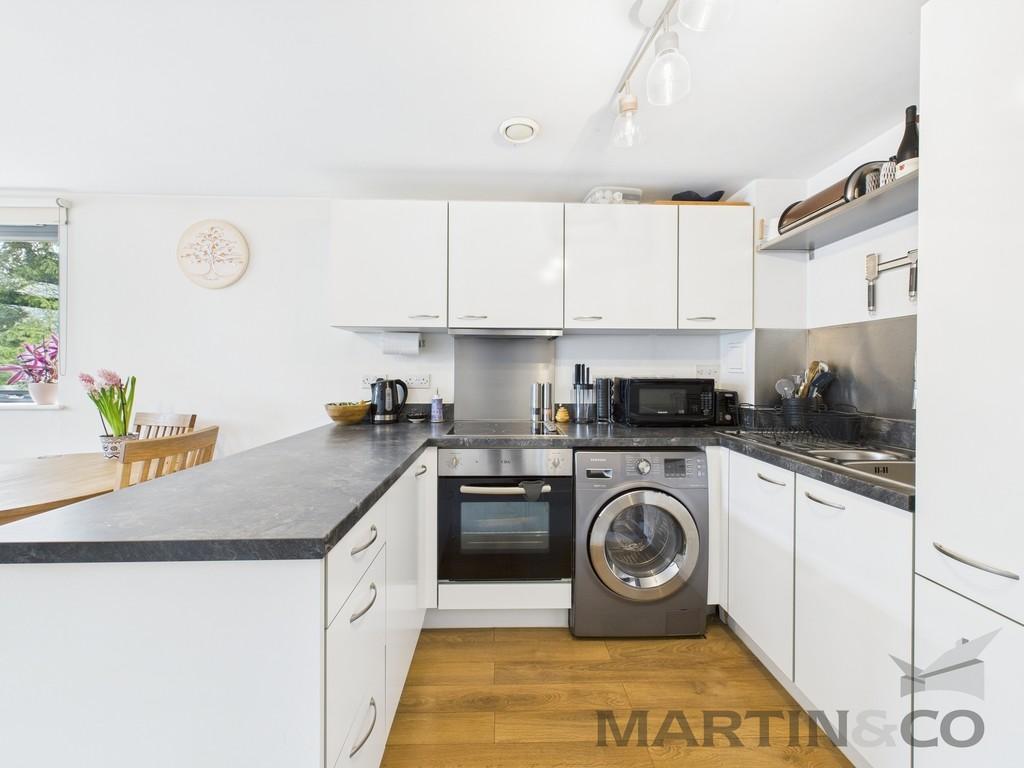 4 Kitchen