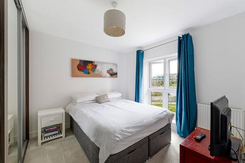 1 Baddlesmere Drive, Kings Hill, West Malling, ME19 4SG