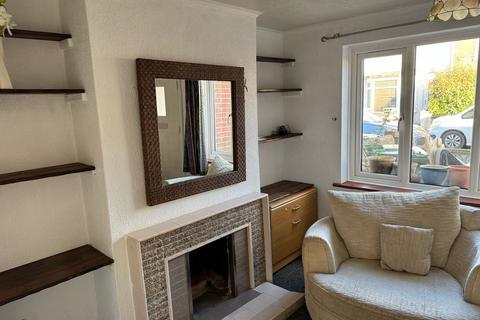 3 bedroom semi-detached house to rent, Ivy Road, Southampton