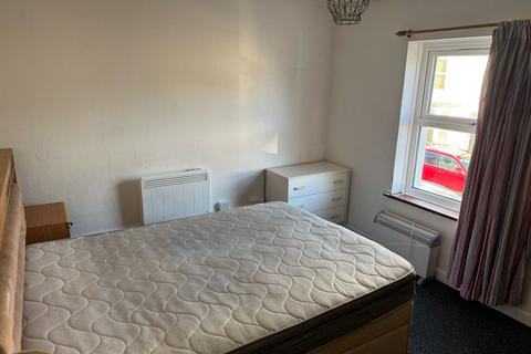 3 bedroom semi-detached house to rent, Ivy Road, Southampton