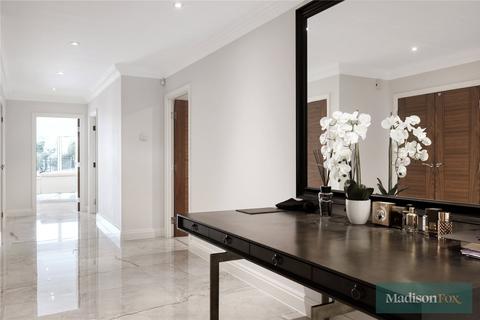 4 bedroom apartment for sale, Manor Road, Essex IG7