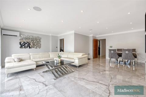 4 bedroom apartment for sale, Manor Road, Essex IG7