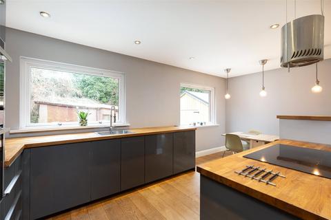 Craighaven, Craigmill Balmoral Road, Rattray, Blairgowrie, PH10 7HY