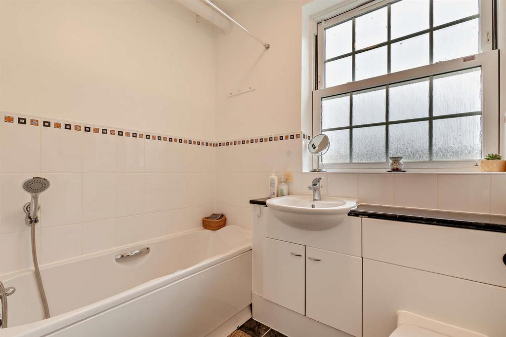 8640928-interior04-800.jpg