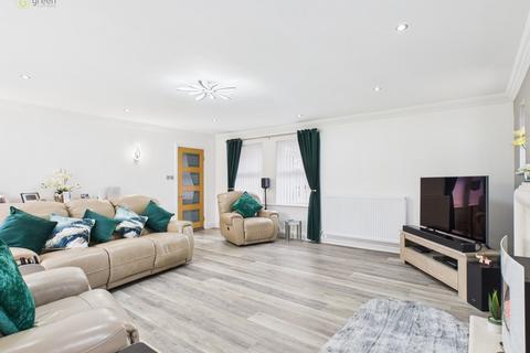 68 Brookhus Farm Road, Sutton Coldfield, B76 1QQ
