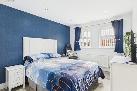 68 Brookhus Farm Road, Sutton Coldfield, B76 1QQ