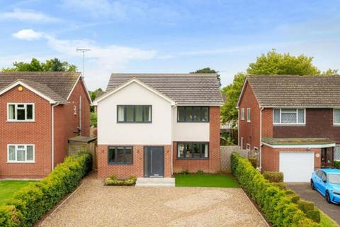 107 Bondend Road, Upton St Leonards, Gloucester, GL4 8EL