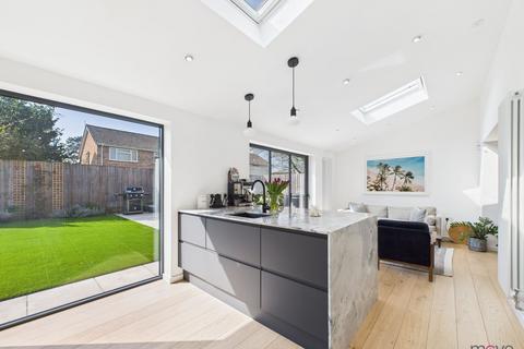 107 Bondend Road, Upton St Leonards, Gloucester, GL4 8EL