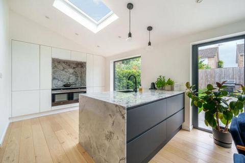 107 Bondend Road, Upton St Leonards, Gloucester, GL4 8EL