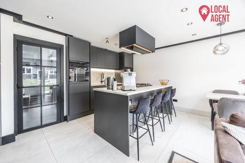 86 Woodbrook Road, London, SE2 0PA