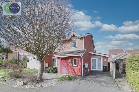 3 bedroom semi-detached house for sale, Moat House Way, Doncaster DN12
