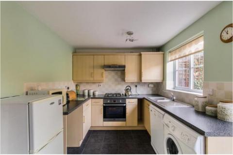 3 bedroom semi-detached house for sale, Moat House Way, Doncaster DN12
