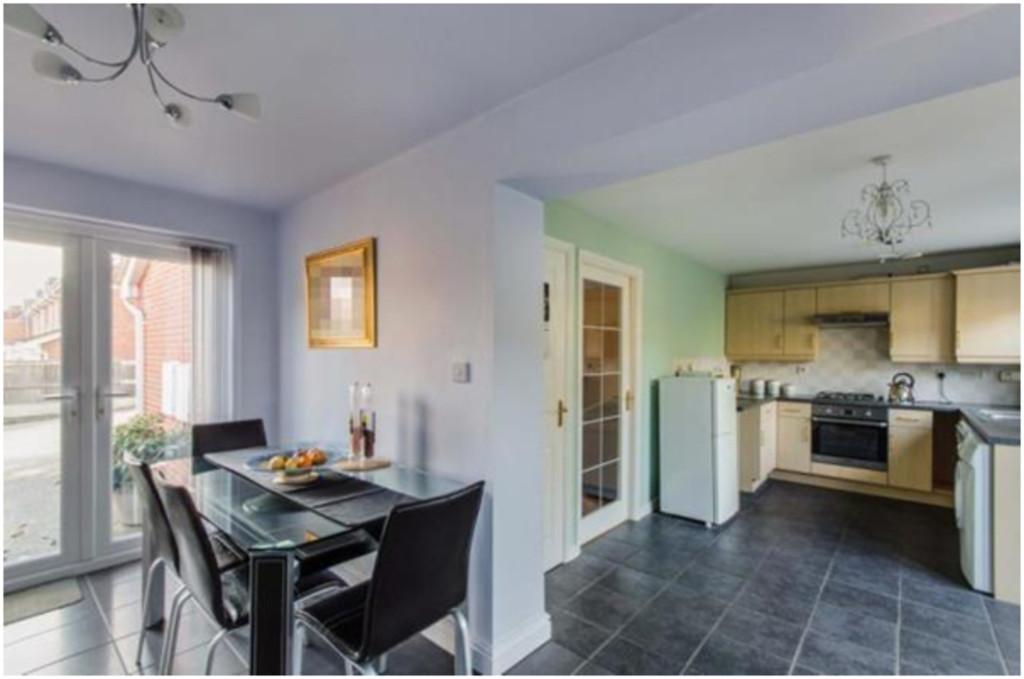 Kitchen diner