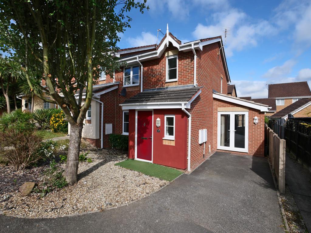 39 moathouse way front elevation01