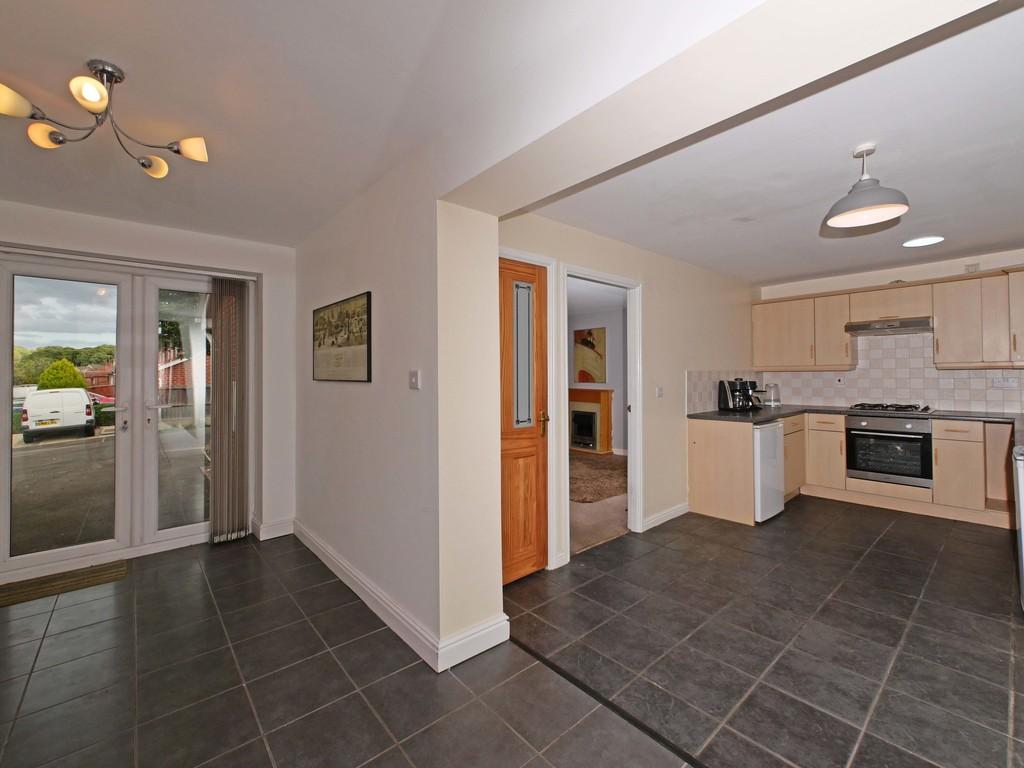 39 MOATHOUSE WAY EXTENSION &amp; KITCHEN02 copy