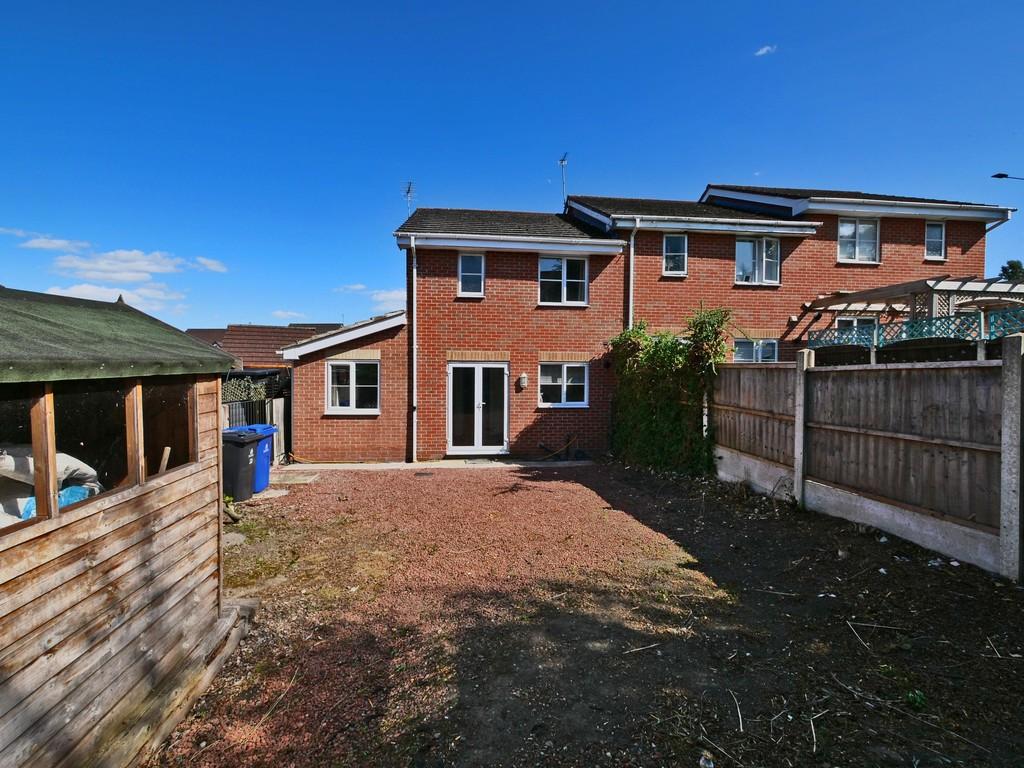 39 MOATHOUSE WAY EXTERIOR08 copy