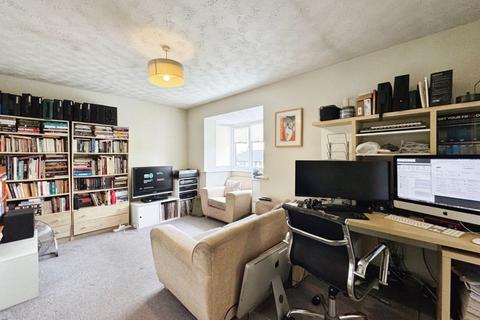 1 bedroom apartment for sale, Moray Close, Edgware