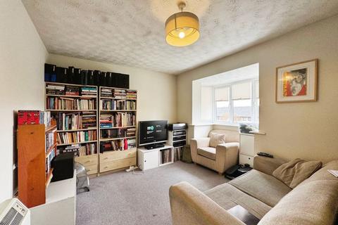 1 bedroom apartment for sale, Moray Close, Edgware