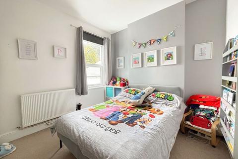 210 Barry Road, Barry, CF62 8HE