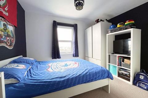 210 Barry Road, Barry, CF62 8HE