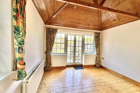 2 bedroom semi-detached house for sale, College Road, Epsom