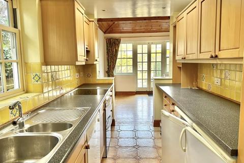 2 bedroom semi-detached house for sale, College Road, Epsom