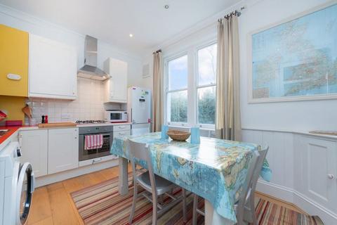 2 bedroom apartment for sale, Essendine Mansions, 2 bed /  2 bath