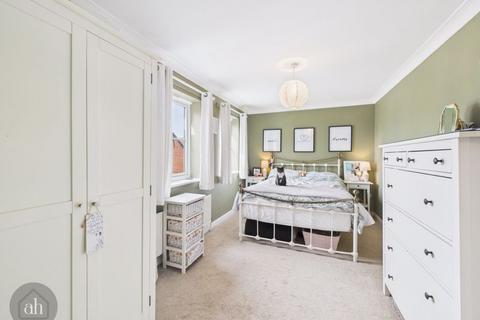2 bedroom flat for sale, Corsbie Close, Bury St. Edmunds