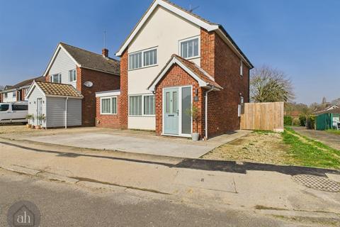 33 Boyden Close, Wickhambrook, Newmarket, CB8 8XU
