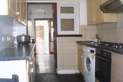 12 The Circle, London, NW2 7QS