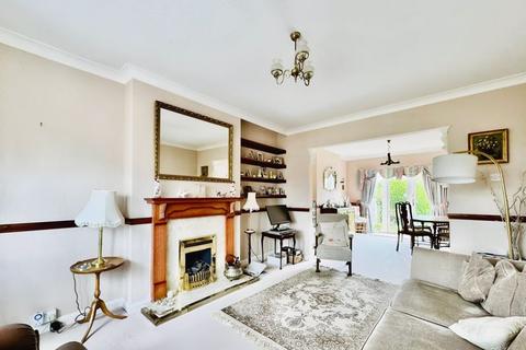 166 Walmley Road, Sutton Coldfield, B76 2PY