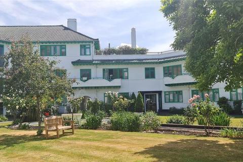 3 bedroom property to rent, Elm Park Road, Pinner HA5