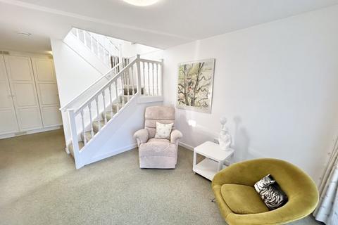6 Bryn Eithin, Conwy, LL32 8LN