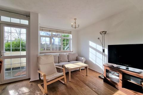 3 bedroom maisonette to rent, Stepney Green, Stepney E1