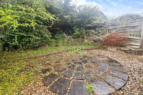 9 Beech Close, Bolton, BL2 3EB