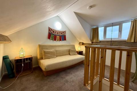 7 Maes Talaran, Dolgellau, LL40 1HR