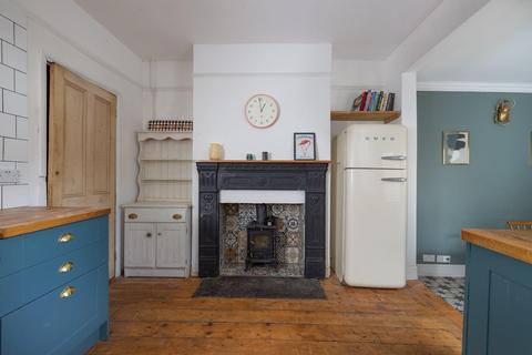 14 Hebron Road, Bristol, BS3 3AB
