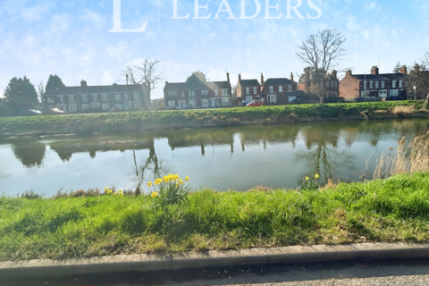 2 bedroom semi-detached house to rent, Willoughby Road, Boston