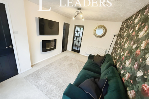 2 bedroom semi-detached house to rent, Rochester Court, Bourne, PE10