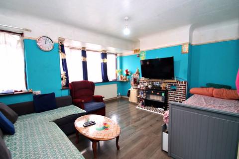 2 bedroom property for sale, Shaftesbury Avenue, Harrow