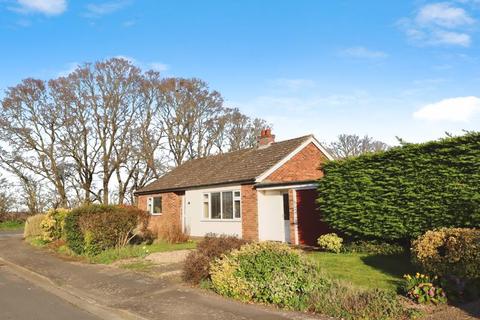 2 bedroom bungalow for sale, Rye Close, Brightlingsea, Colchester, CO7